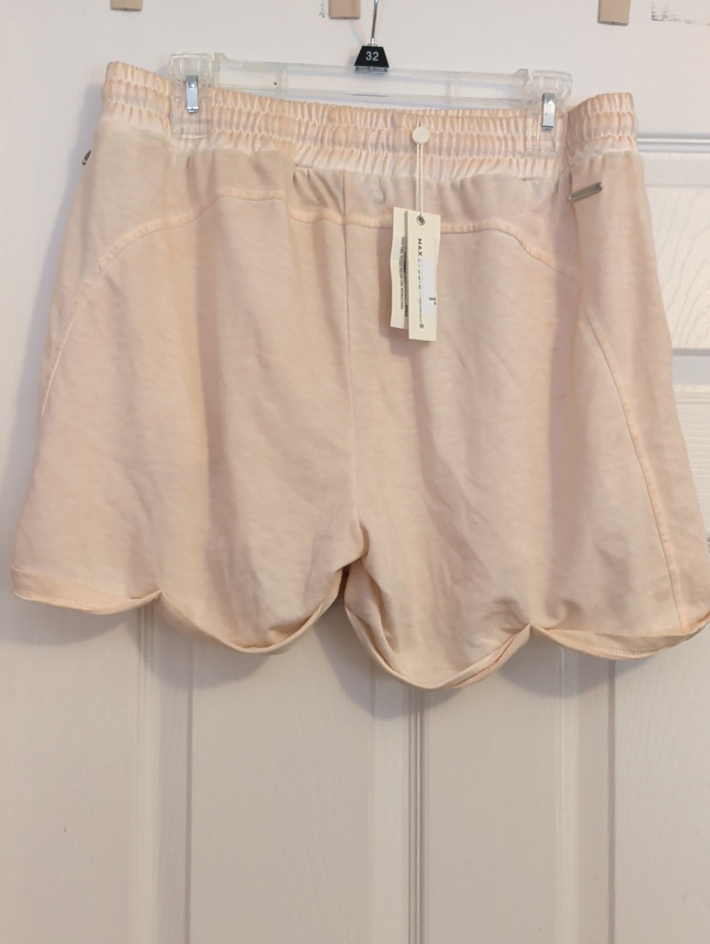 Max Studio Performance Fiji Drawstring Shorts NWT - Picture 8 of 10